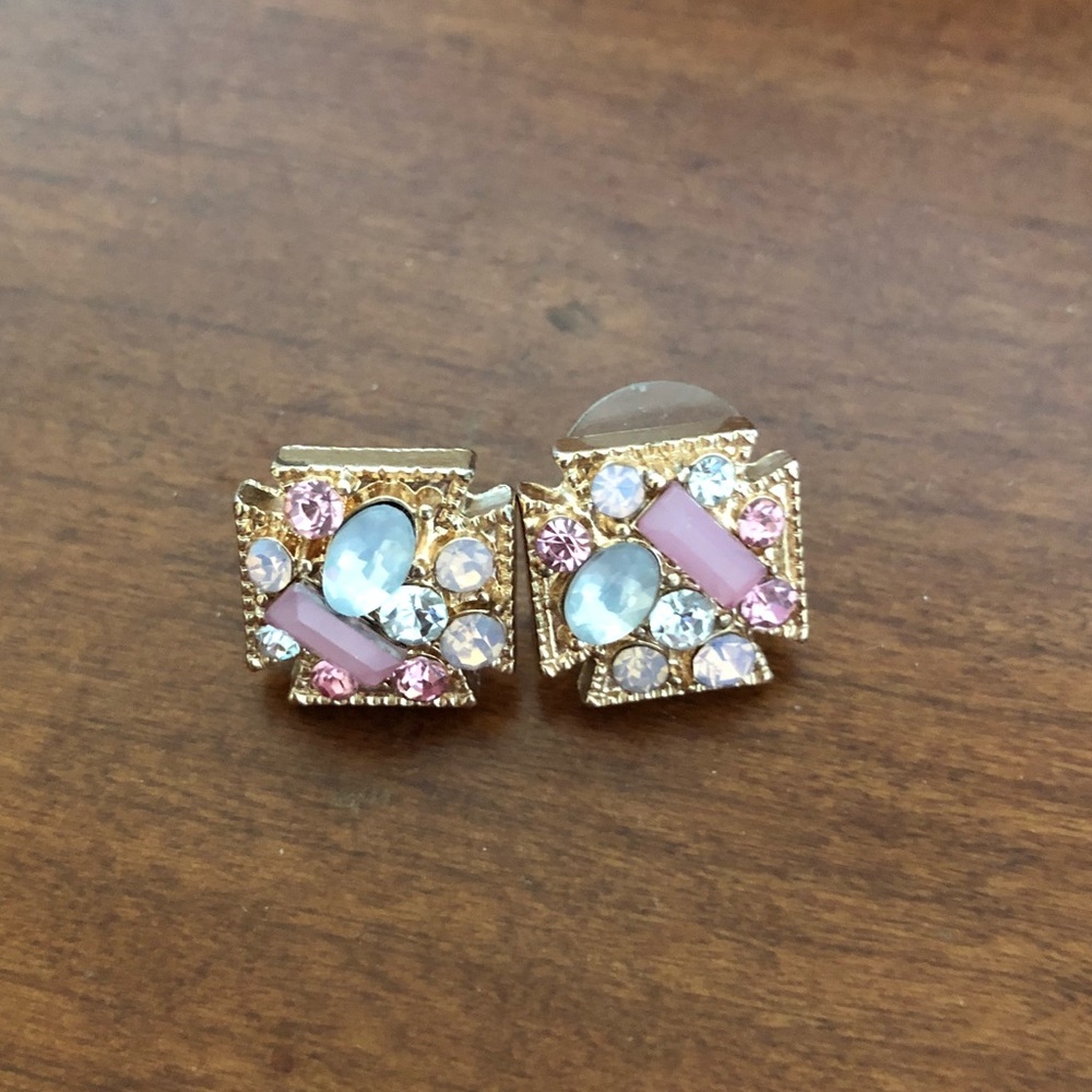 Colored square earrings💗